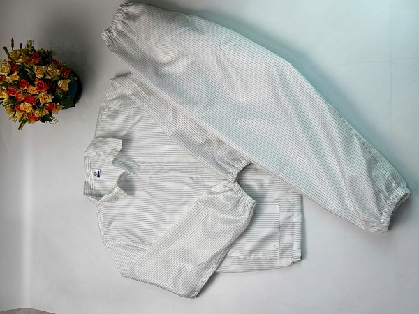 Áo choàng chống tĩnh điện trong nhà máy công nghệ cao 6 Áo choàng chống tĩnh điện mẫu màu ghi